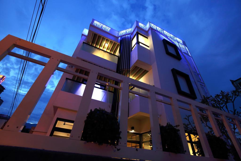 הואליין סיטי 1999 B&B מראה חיצוני תמונה